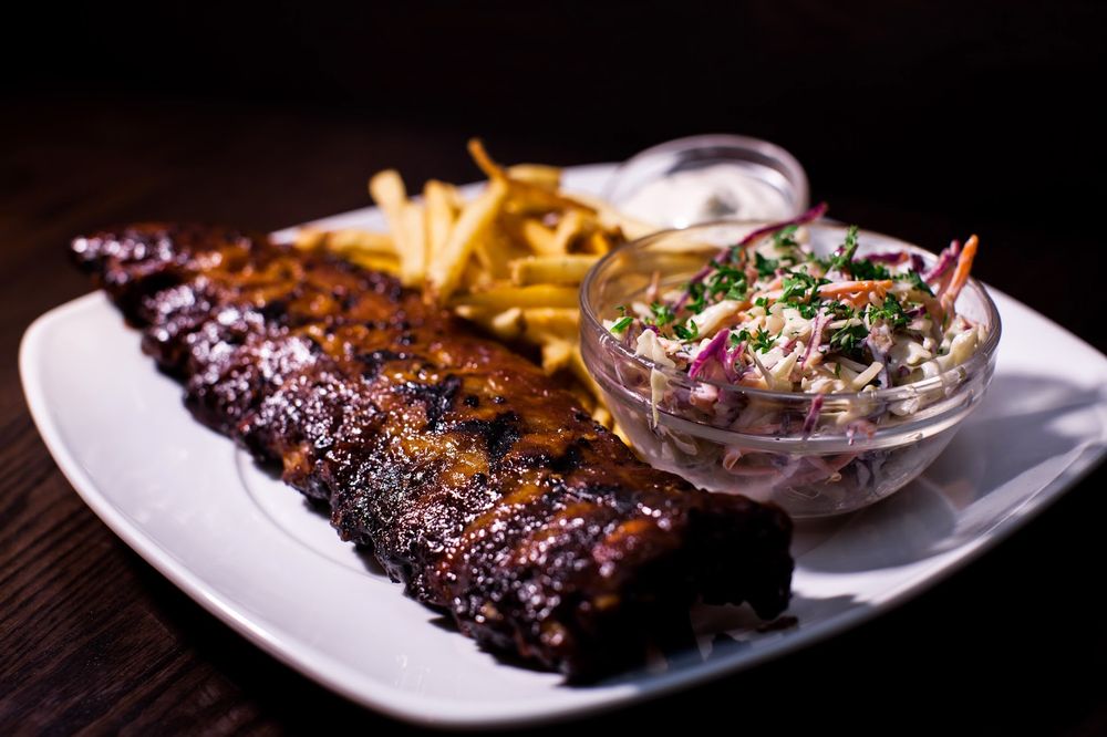 State & Main Kitchen & Bar