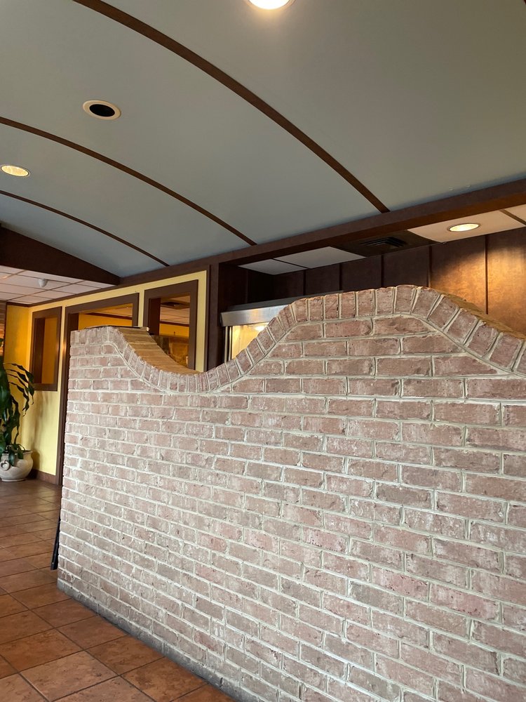 Luca's Italian Restaurant