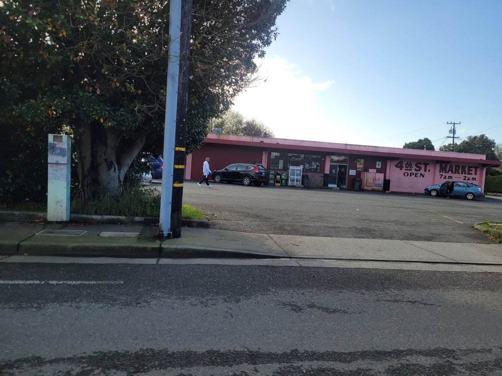 Fourth Street Market Liquors & Deli Fourth Street Market Liquors & Deli