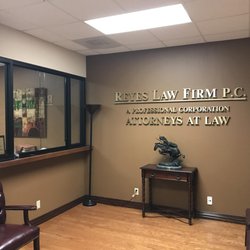 the eric reyes law firm personal injury law 1300 summit ave