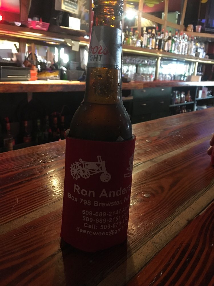 Kodi’s Noon Saloon Burgers 154 Pateros Mall, Pateros, WA