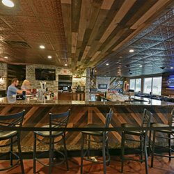 Top 10 Best Restaurants Downtown In Valparaiso Last Updated Seasons Lakehouse Restaurant And Pub