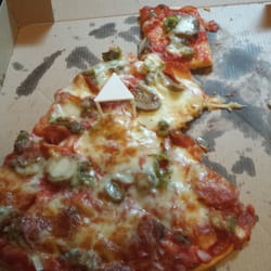 Jordo S Pizzeria Pizza 322 Main St Anna Il Restaurant Photo Of Jordo S Pizzeria Anna Il United States Supreme Pizza Thin Crust