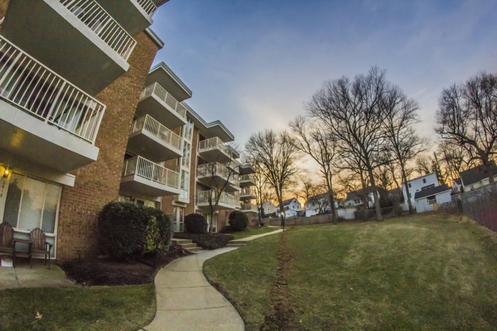 Huntington Club Condominium Apartments 2601 Indian Dr, Alexandria