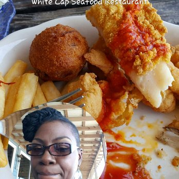 White Cap Seafood Restaurant 106 Photos 127 Reviews Photo Of White Cap Seafood Restaurant Gulfport Ms United States