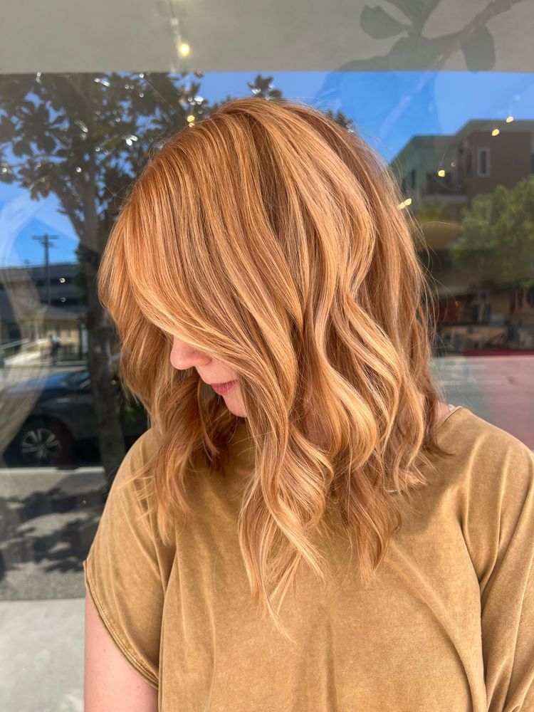 Lux Aveda Salon/Spa
