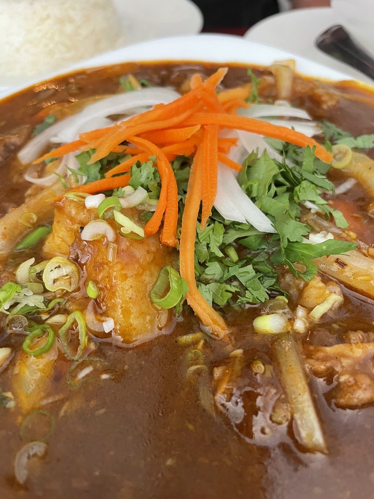 Le Petit Saigon Vietnamese Restaurant