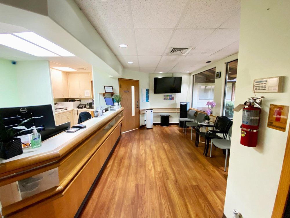 image of business Hawaii Family Dental - Lihue