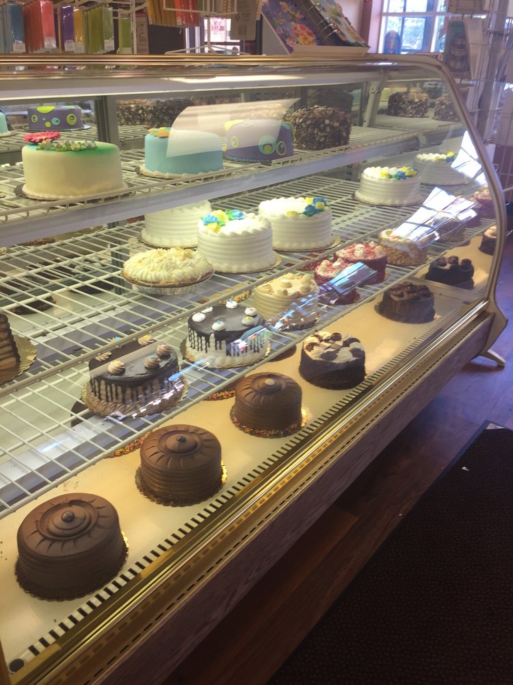 SugarFlake Bakery CLOSED 46 Reviews Bakeries 663 Westwood Ave