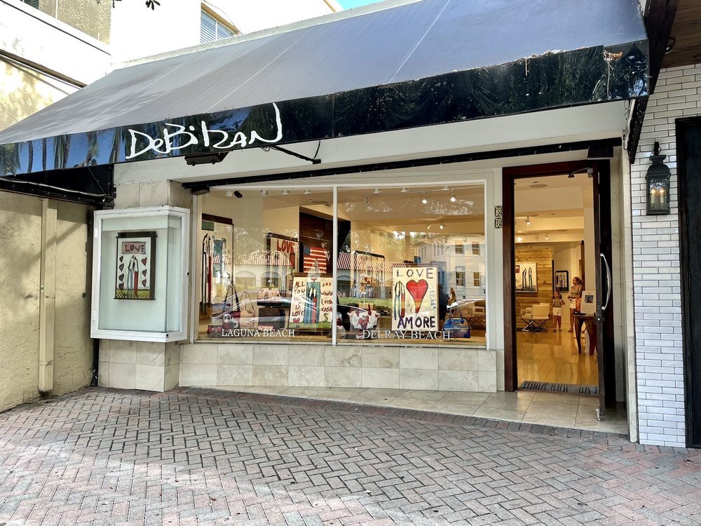 DeBilzan Gallery
