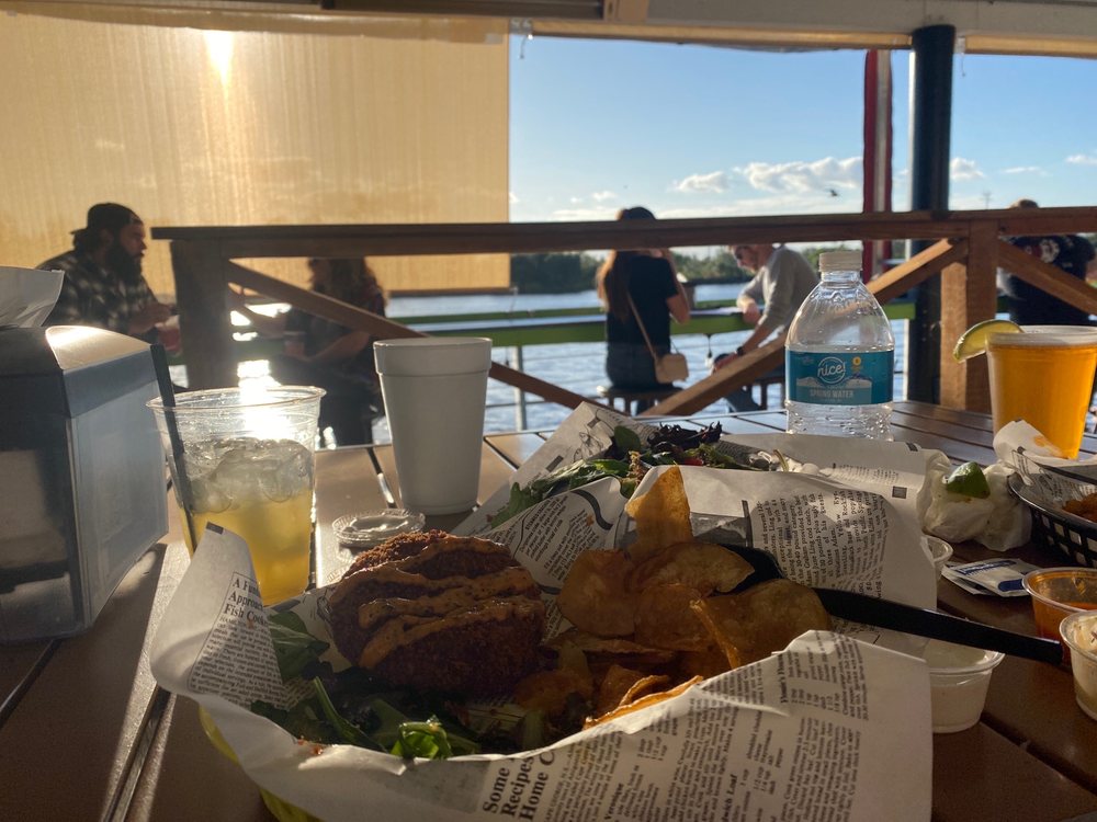 Anne Bonny's Bar and Grill