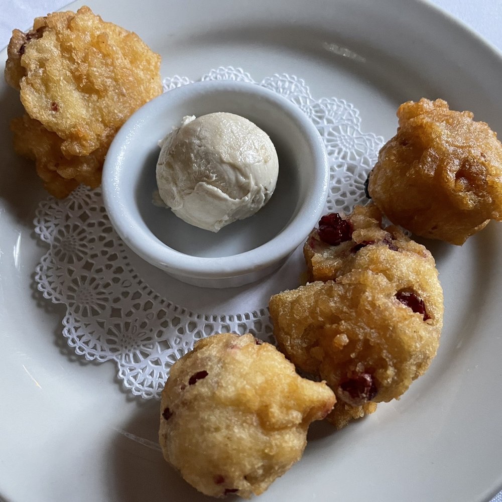 Going to Manchester, VT? Yelp