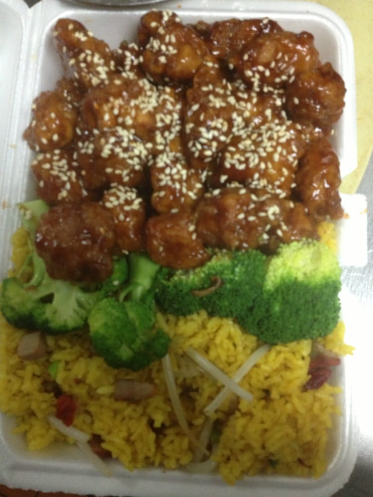New Ming Garden Kitchen Chinese 10428 Roosevelt Ave, North Corona