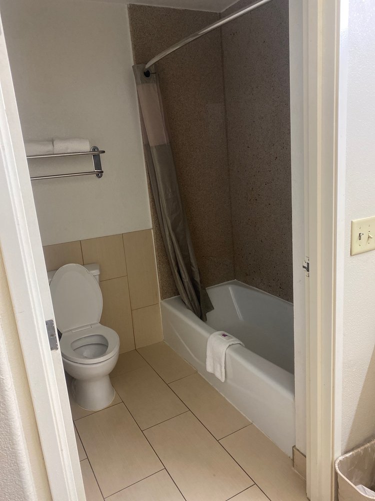 Motel 6