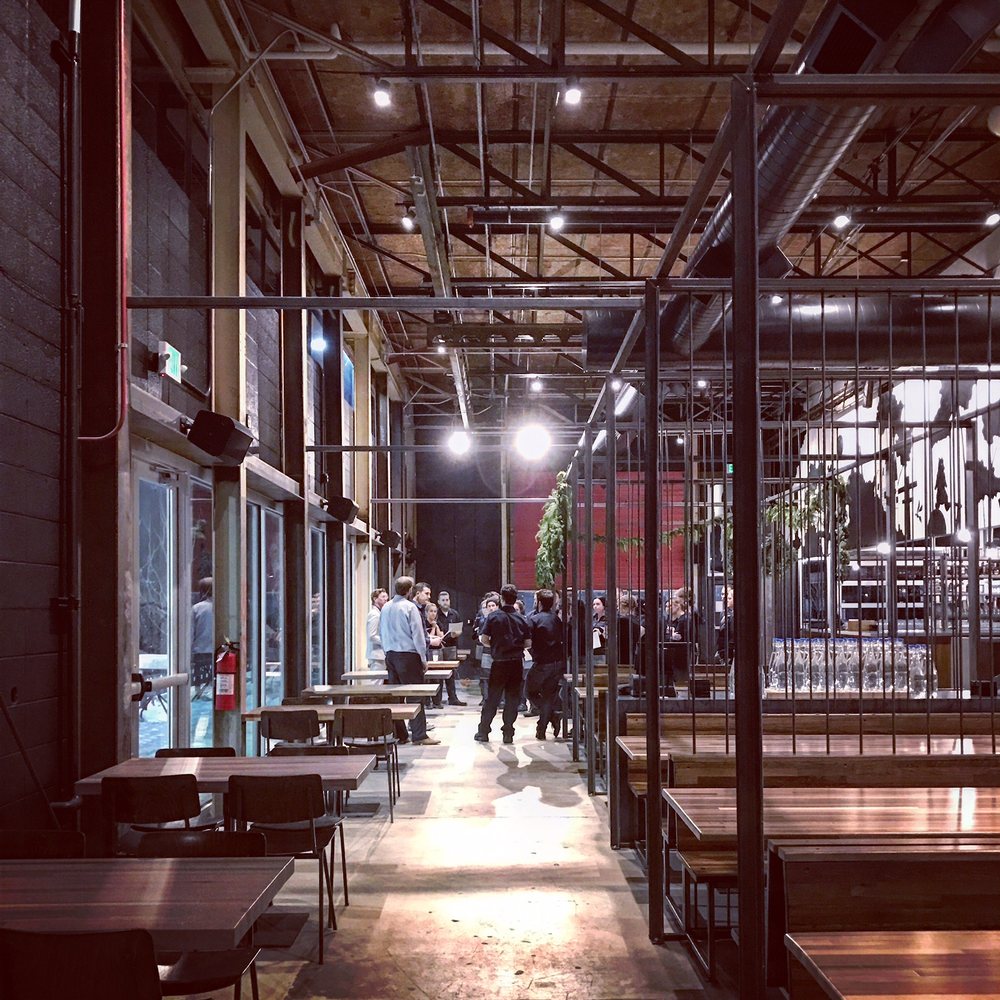 Stanley Beer Hall 17 Photos & 19 Reviews Beer Gardens 2501 Dallas