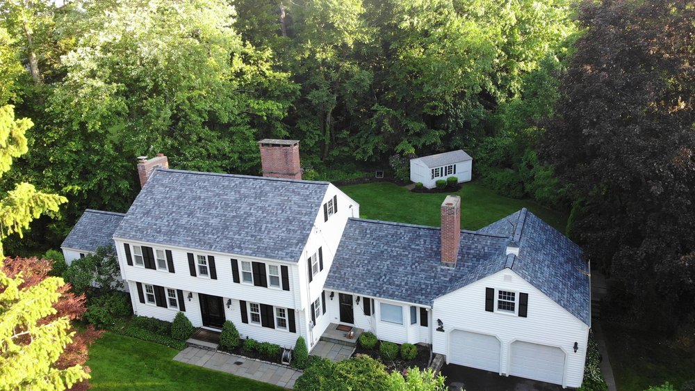 image of business LA Roofing LLC 
