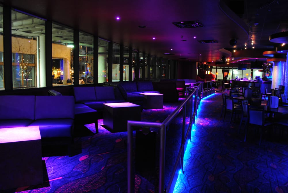 Vee Lounge CLOSED 11 Photos & 34 Reviews Lounges 500 Taylor St
