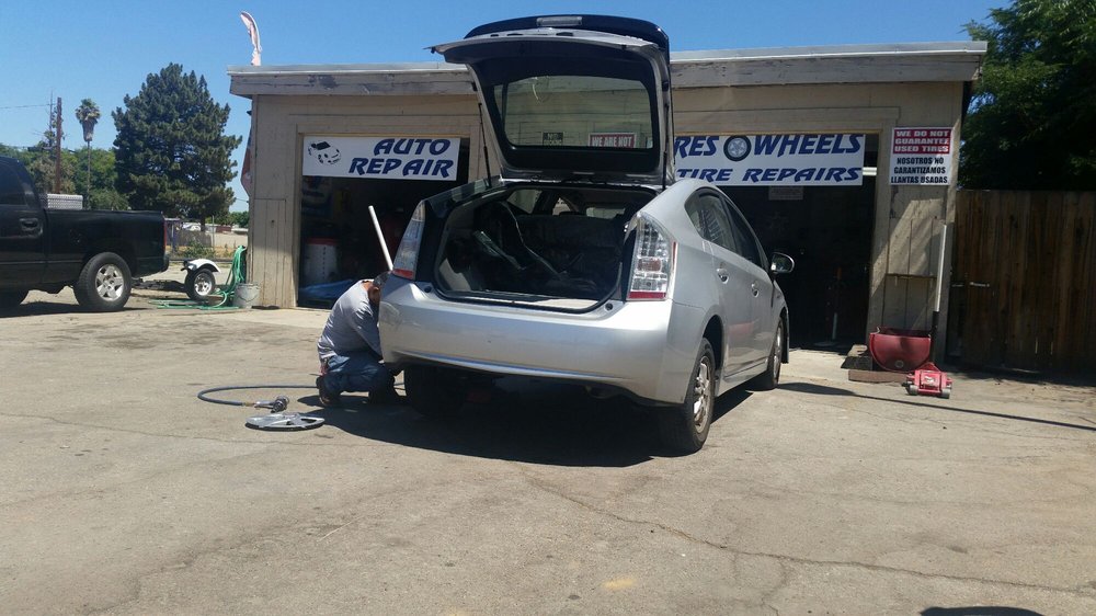 King s Tire Shop 12 Reviews Tires 1472 6th St Beaumont CA 