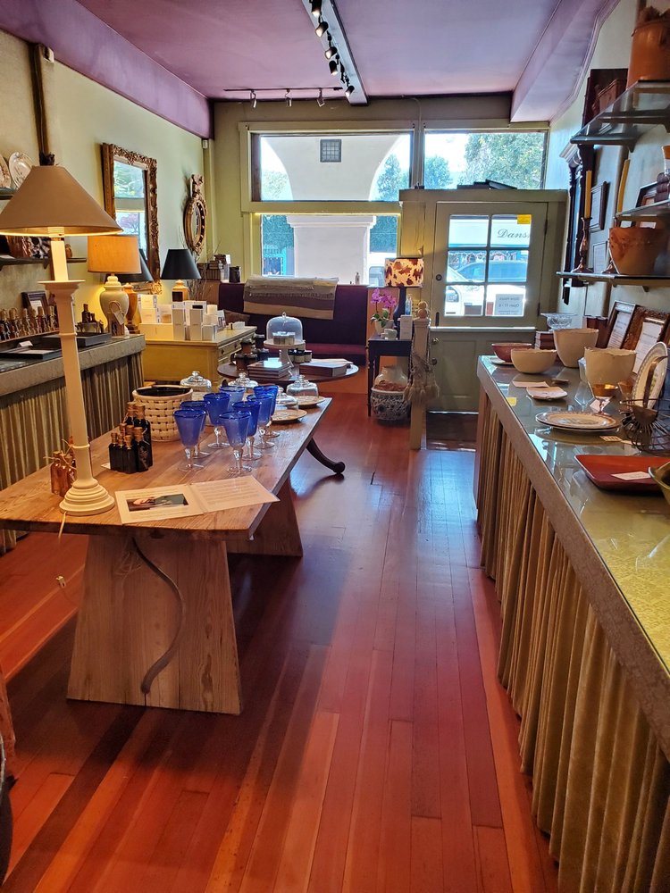Carolina Gramm Ojai Tasting Room
