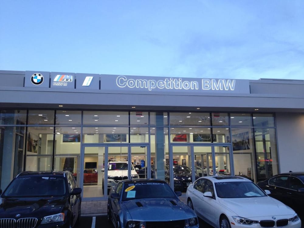 Competition BMW of Smithtown