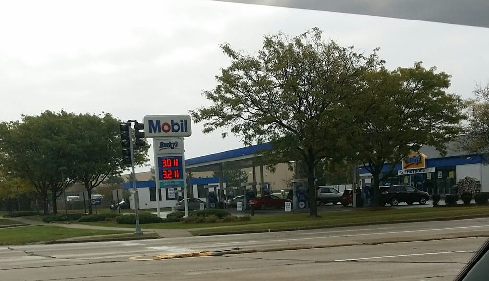 Buckys Mobile 15 Reviews Gas Stations 1515 Lake Cook Rd, Wheeling
