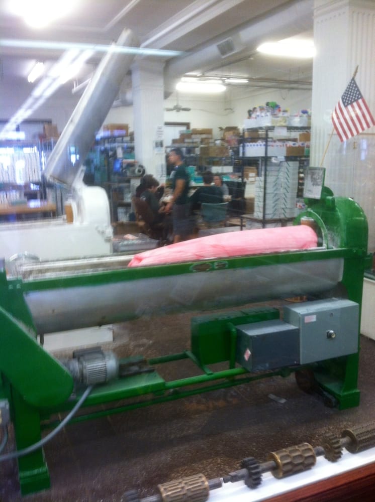 Shrivers Salt Water Taffy & Fudge 45 Reviews Candy