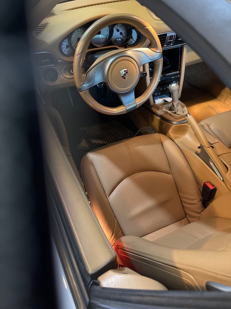 Master Auto Body & Upholstery