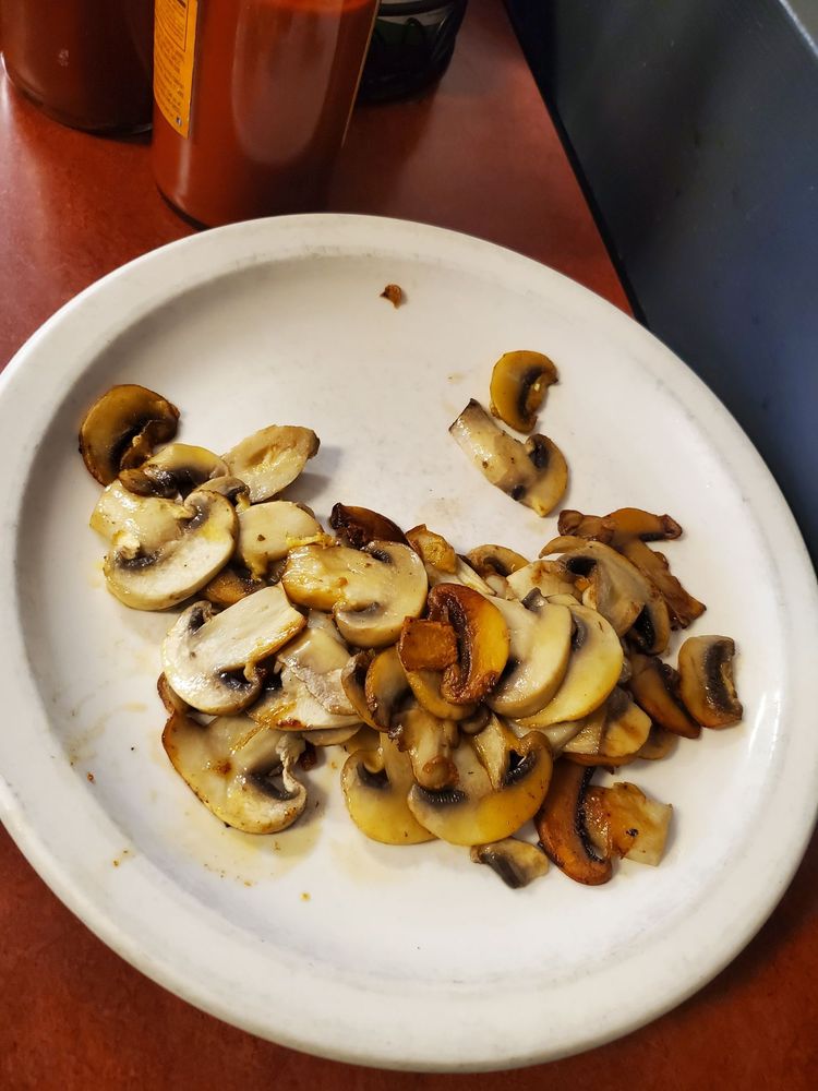 McCrae's Country Cafe