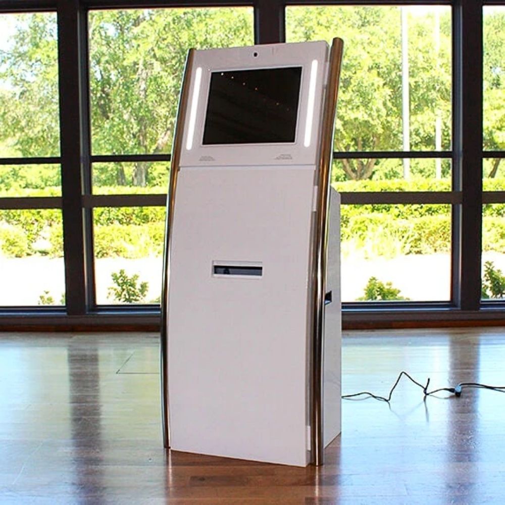 Emilia Amors Luxury PhotoBooth of Austin