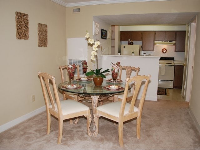 Friendly Ridge Apartment Homes