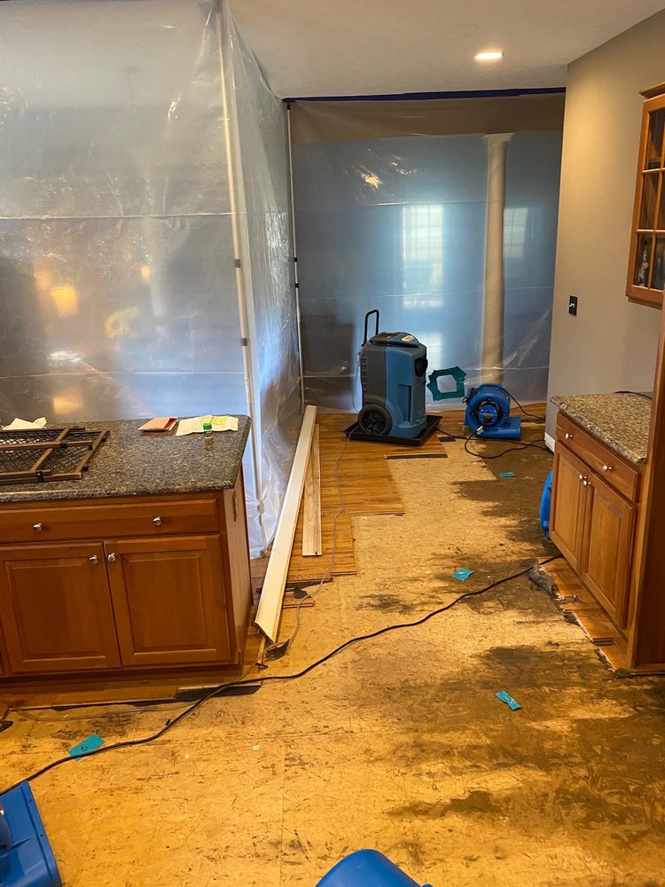 image of business Crossroads Flooring & Construction