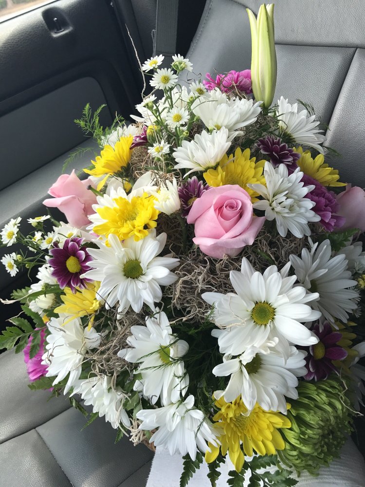 Bay Flowers 72 Photos Florists 452A Government St, Mobile, AL