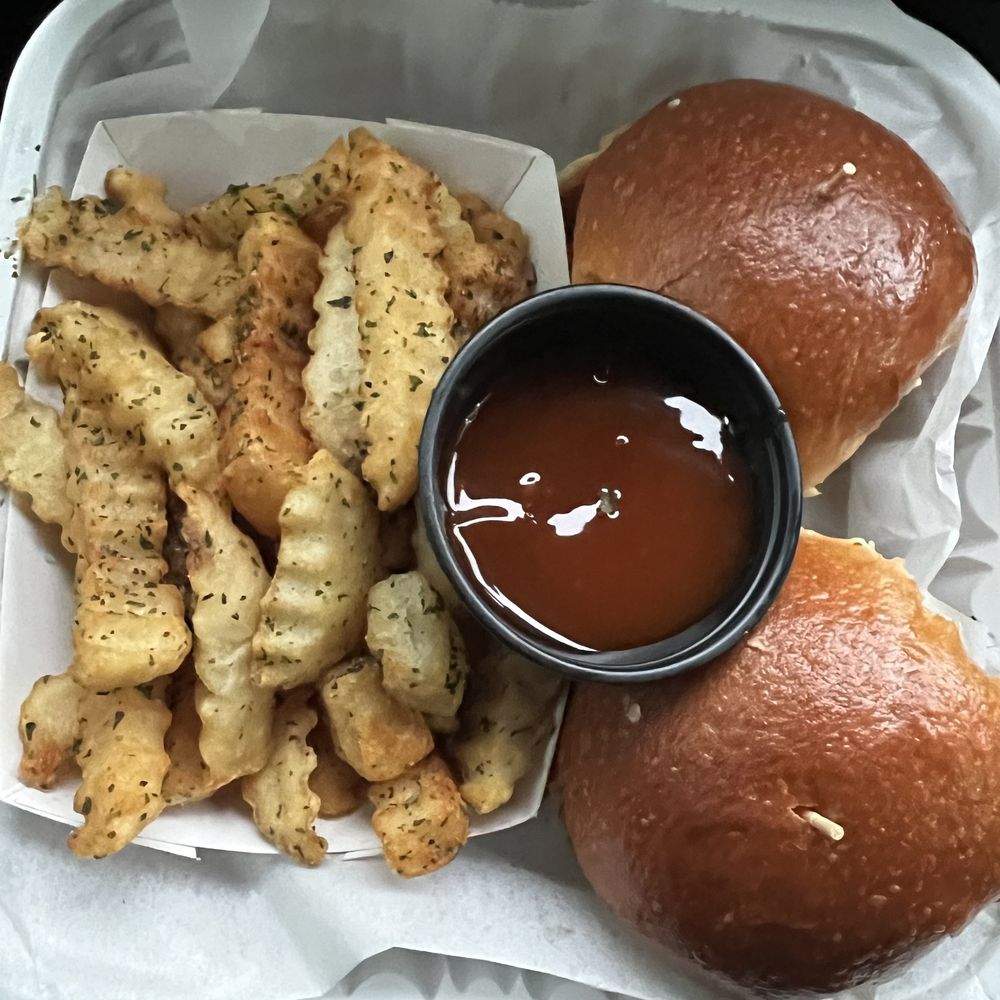 NG Eats & Treats