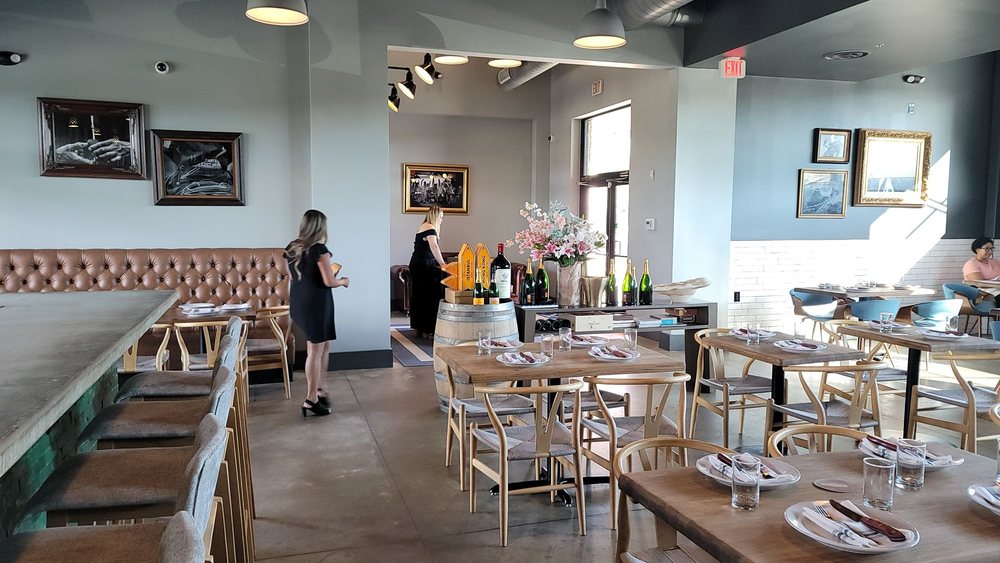 Delucca Gaucho Pizza & Wine Austin