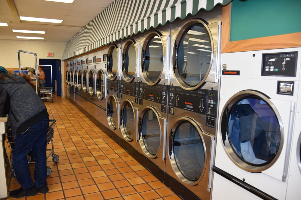 MacArthur Road Coin Laundry & Dry Cleaning