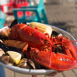 Sam S Chowder House 4977 Photos 3568 Reviews Seafood 4210 N Photo Of Sam S Chowder House Half Moon Bay Ca United States
