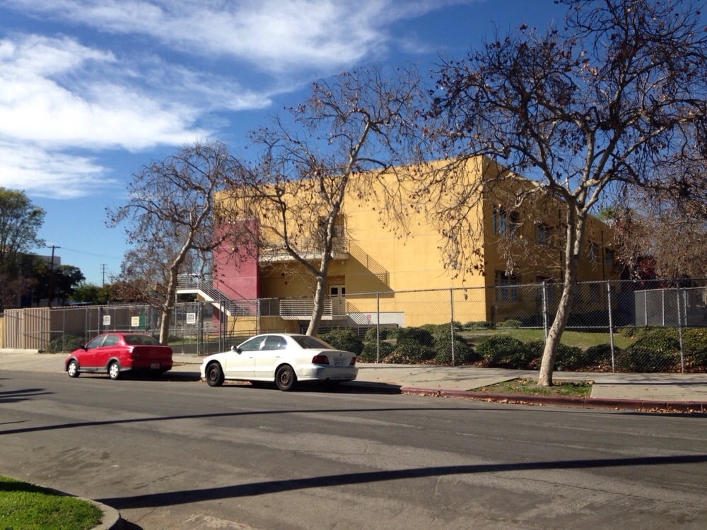 Fletcher Drive Elementary School Elementary Schools 3350 Fletcher