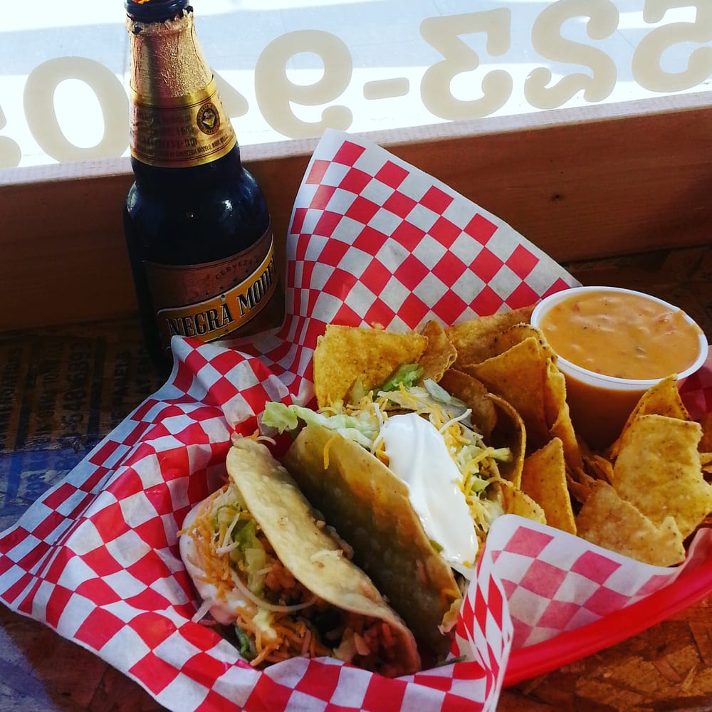 D & J Taco Shop 14 Photos & 26 Reviews Mexican 1705 Main St