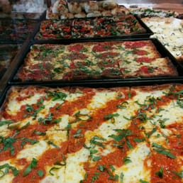 photos for daddy greens pizza yelp