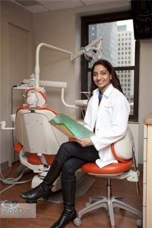 image of business Gauri Savant, DDS