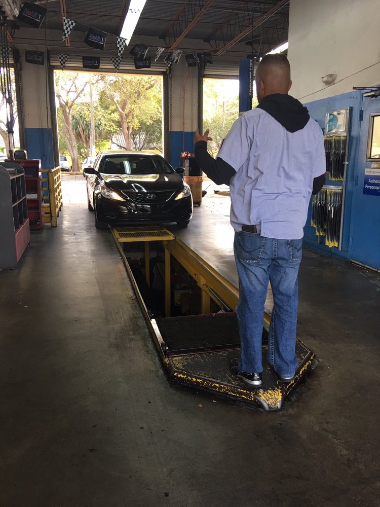 Mobil 1 Lube Express