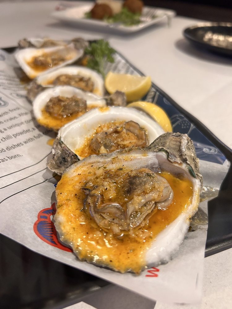 Crab Du Jour Cajun Seafood Boil & Bar
