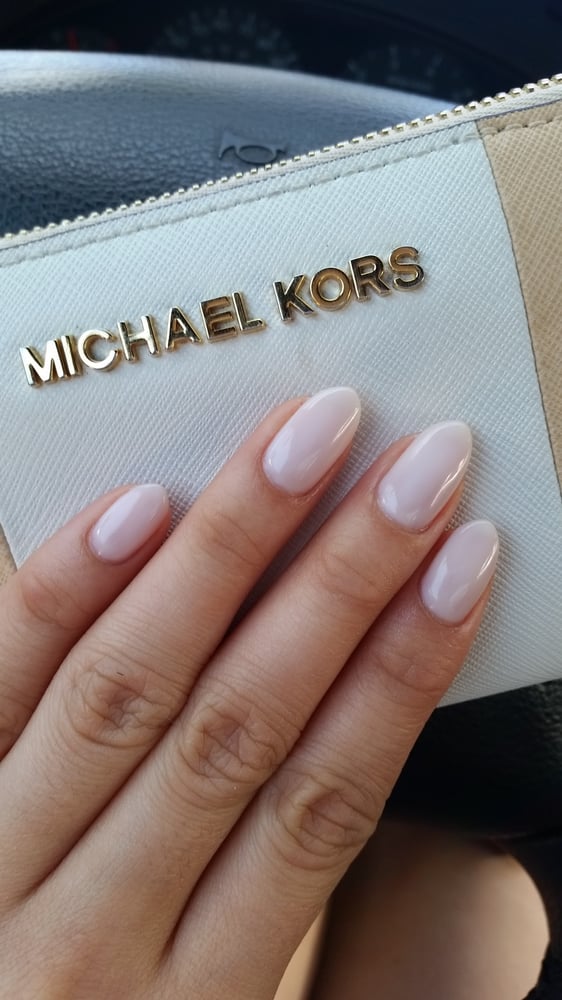 Cathleen does the best job on being quick and detailed with nail shape