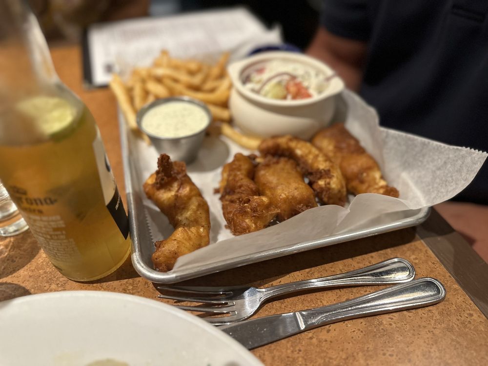 Big Phil's Bar & Grill