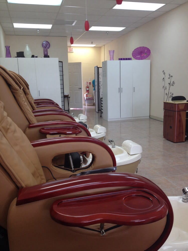 Natural Nails & Spa Nail Salons 737 8th Ave W, Palmetto, FL Phone