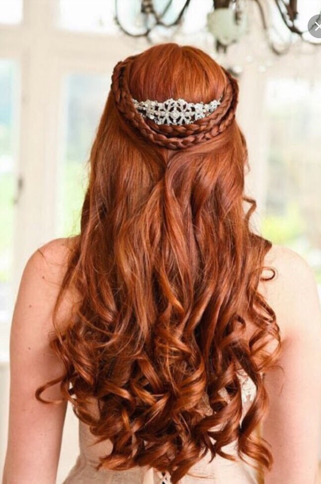 Glamorous U Beauty Center & Vintage Boutique