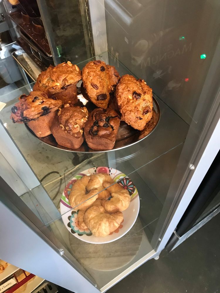 Convivial Cafe and Bakery