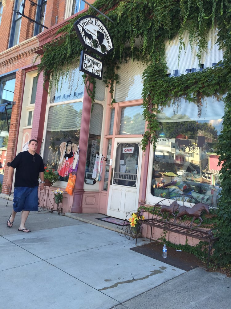 Amish Experience Gift Shops 105 Parkway Ave N, Lanesboro, MN