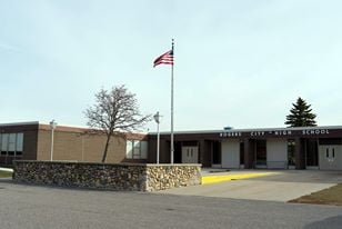 Rogers City High School 1033 W Huron Ave Mi Schools Hotels Nearby