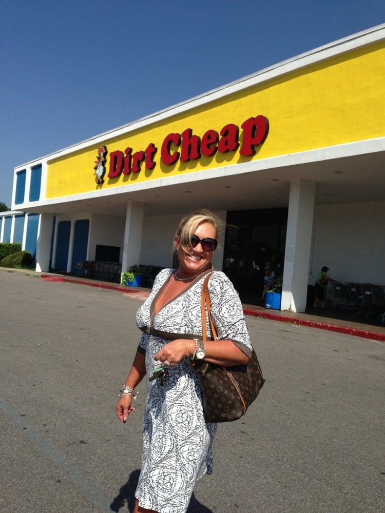 Hudson’s Dirt Cheap 2300 N Frontage Rd, Meridian, MS Phone Number